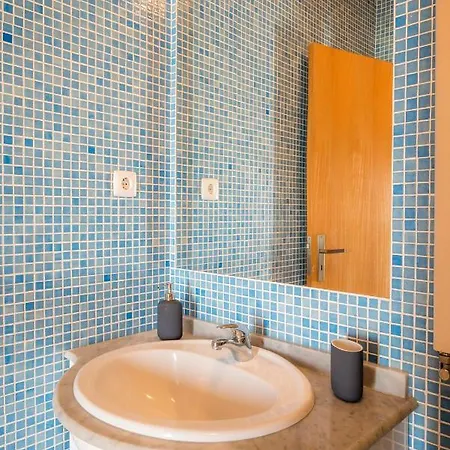 D01 - Beach & Riverside Townhouse * Aljezur
